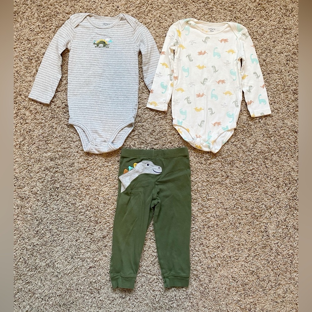 4/$20 Carter’s 3 piece outfit set